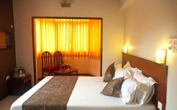 Hotel Chandrageet 波尔沃林 外观 照片